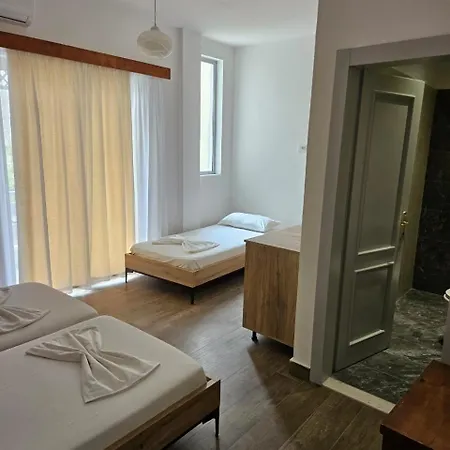 Hotel Villa2 Golem (Tirana)