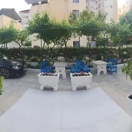 Villa2 * Golem (Tirana)